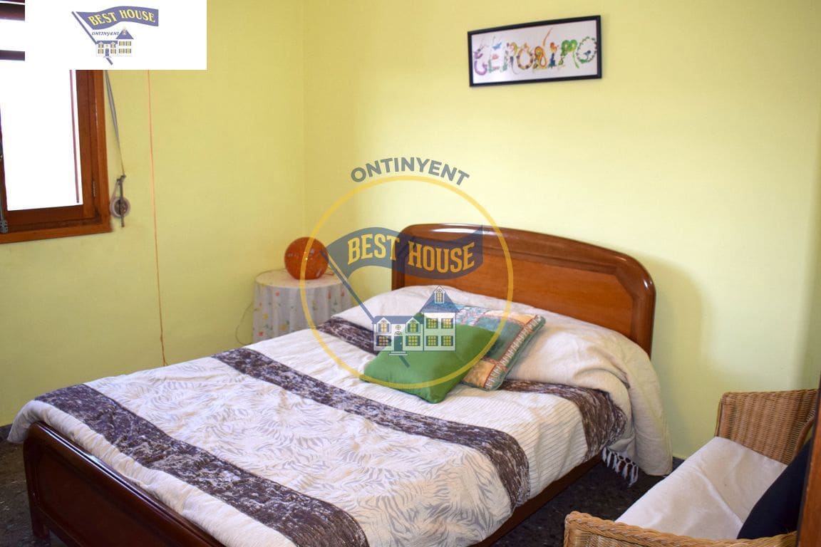 5 sypialnia Willa na sprzedaż w Ontinyent z basenem garażem - 340 000 € (Ref: 3652282)