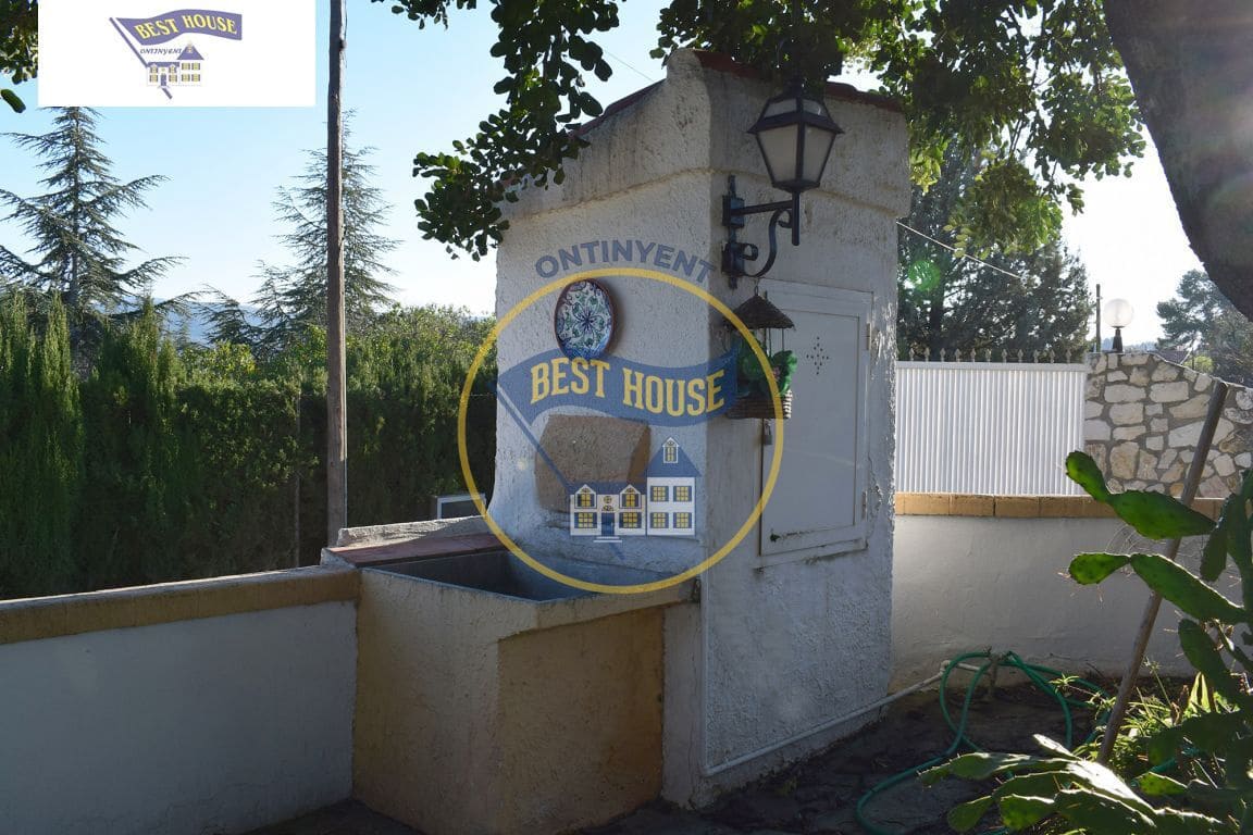 5 sypialnia Willa na sprzedaż w Ontinyent z basenem garażem - 340 000 € (Ref: 3652282)