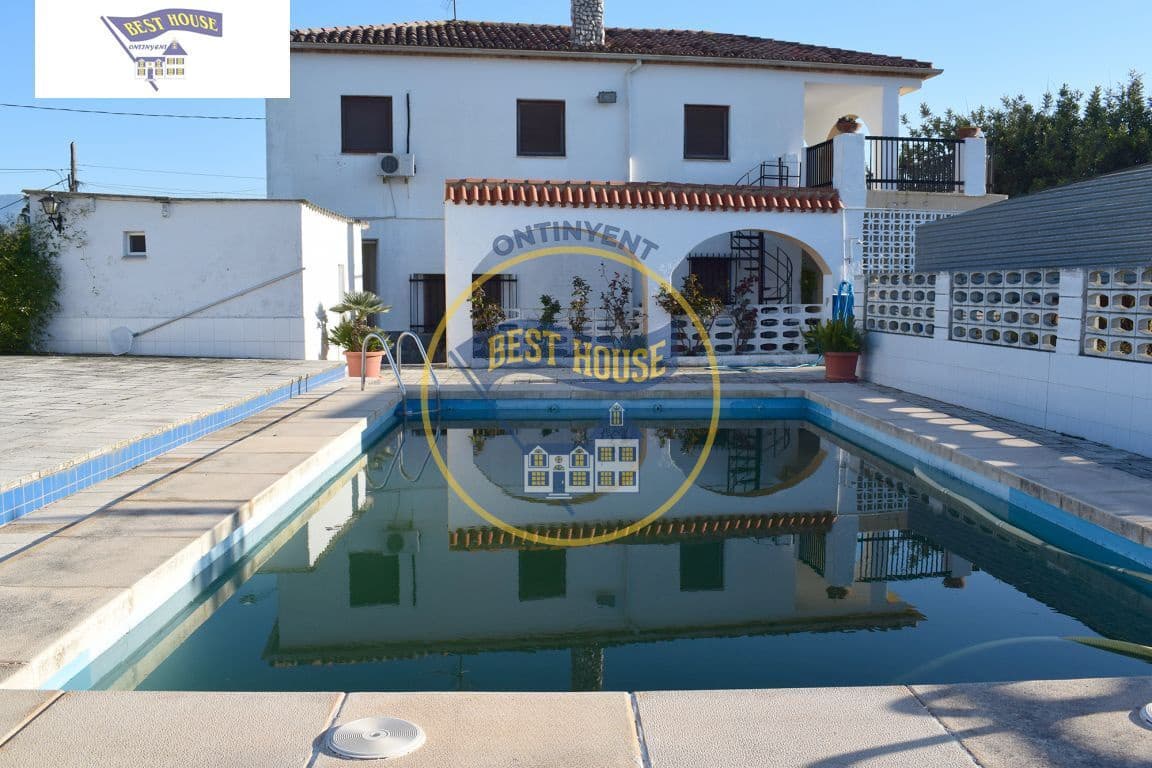 5 sypialnia Willa na sprzedaż w Ontinyent z basenem garażem - 340 000 € (Ref: 3652282)