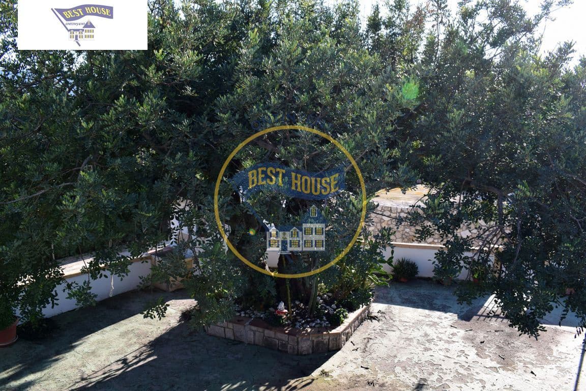 5 sypialnia Willa na sprzedaż w Ontinyent z basenem garażem - 340 000 € (Ref: 3652282)