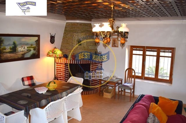 5 sypialnia Willa na sprzedaż w Ontinyent z basenem garażem - 340 000 € (Ref: 3652282)