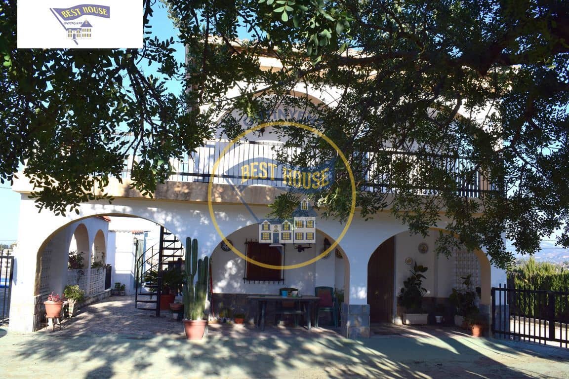 5 sypialnia Willa na sprzedaż w Ontinyent z basenem garażem - 340 000 € (Ref: 3652282)