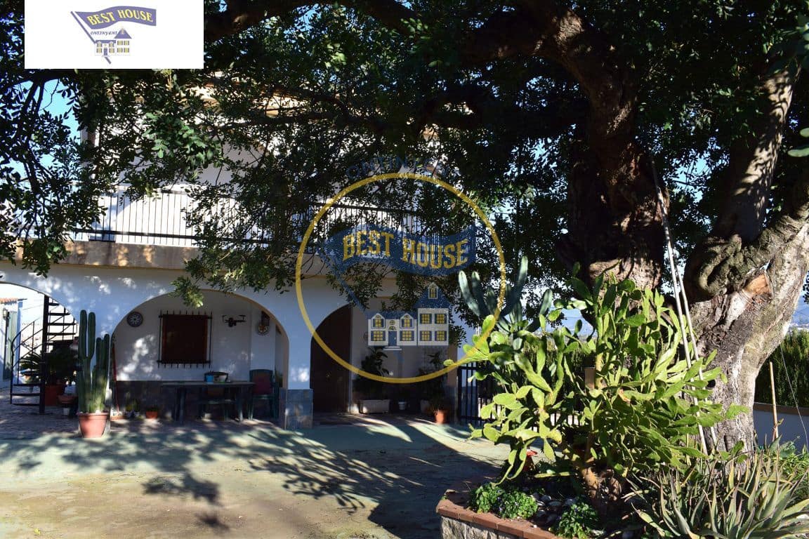 5 sypialnia Willa na sprzedaż w Ontinyent z basenem garażem - 340 000 € (Ref: 3652282)