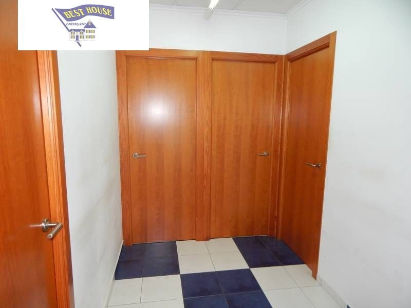 Commercial for rent in Ontinyent - € 600 (Ref: 3652324)