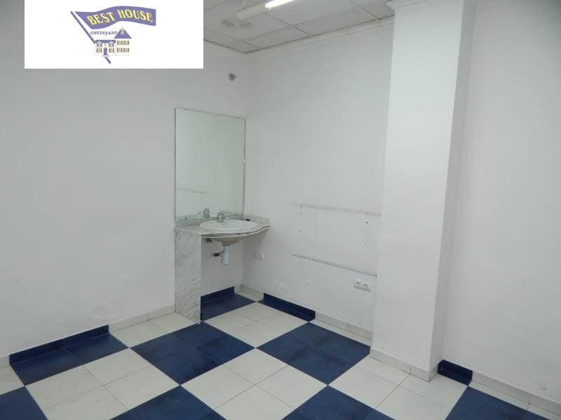 Commercial for rent in Ontinyent - € 600 (Ref: 3652324)