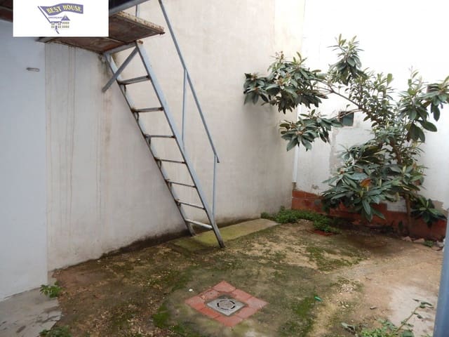 Commercial for sale in Ontinyent - € 80,000 (Ref: 5897692)