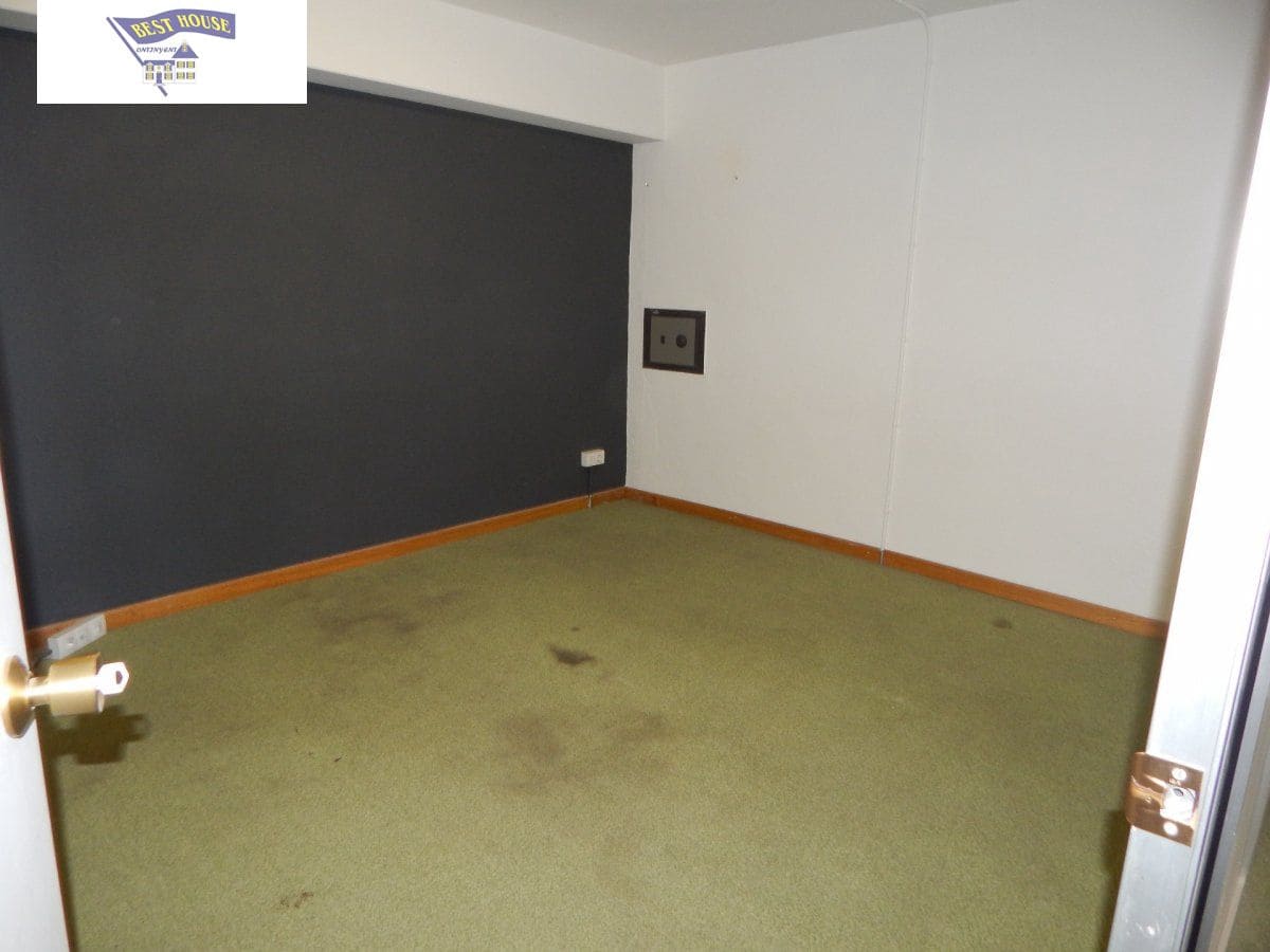 Commercial for rent in Ontinyent - € 450 (Ref: 5897699)