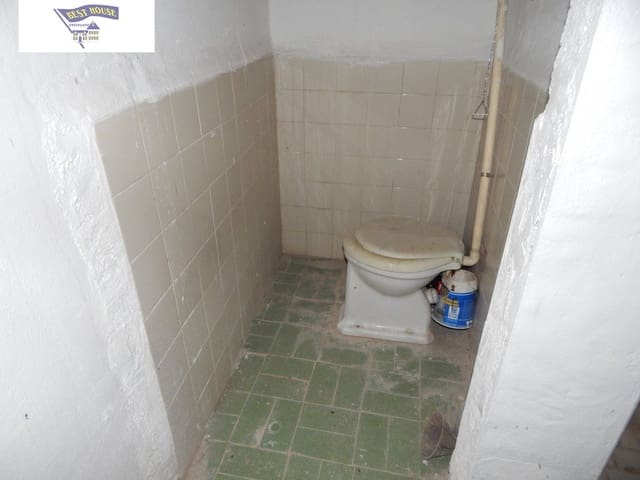 Commercial for sale in Ontinyent - € 30,000 (Ref: 5897703)