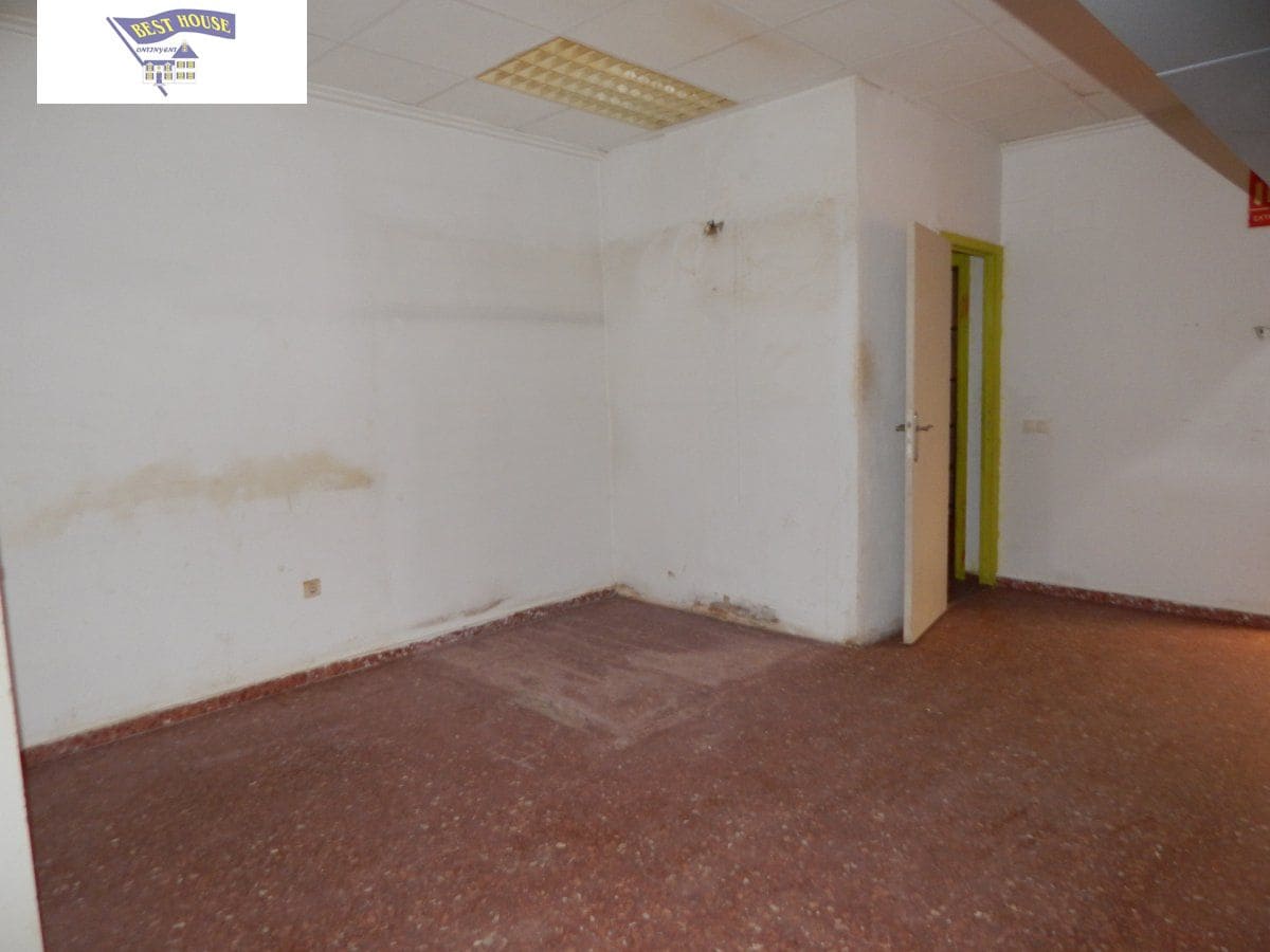 Erhverv til leje i Ontinyent - € 600 (Ref: 5897708)