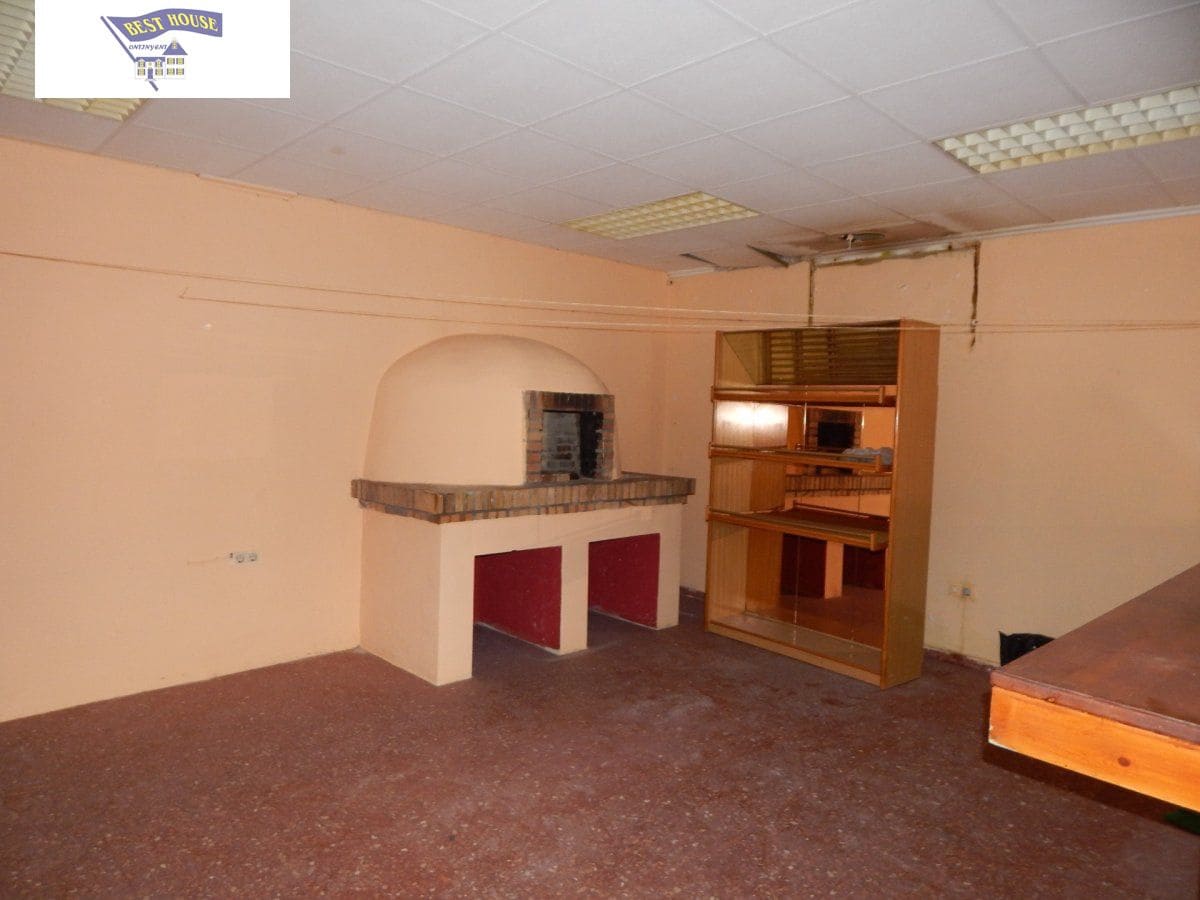 Erhverv til leje i Ontinyent - € 600 (Ref: 5897708)