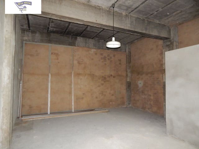 Commercial for sale in Ontinyent - € 80,000 (Ref: 5897733)