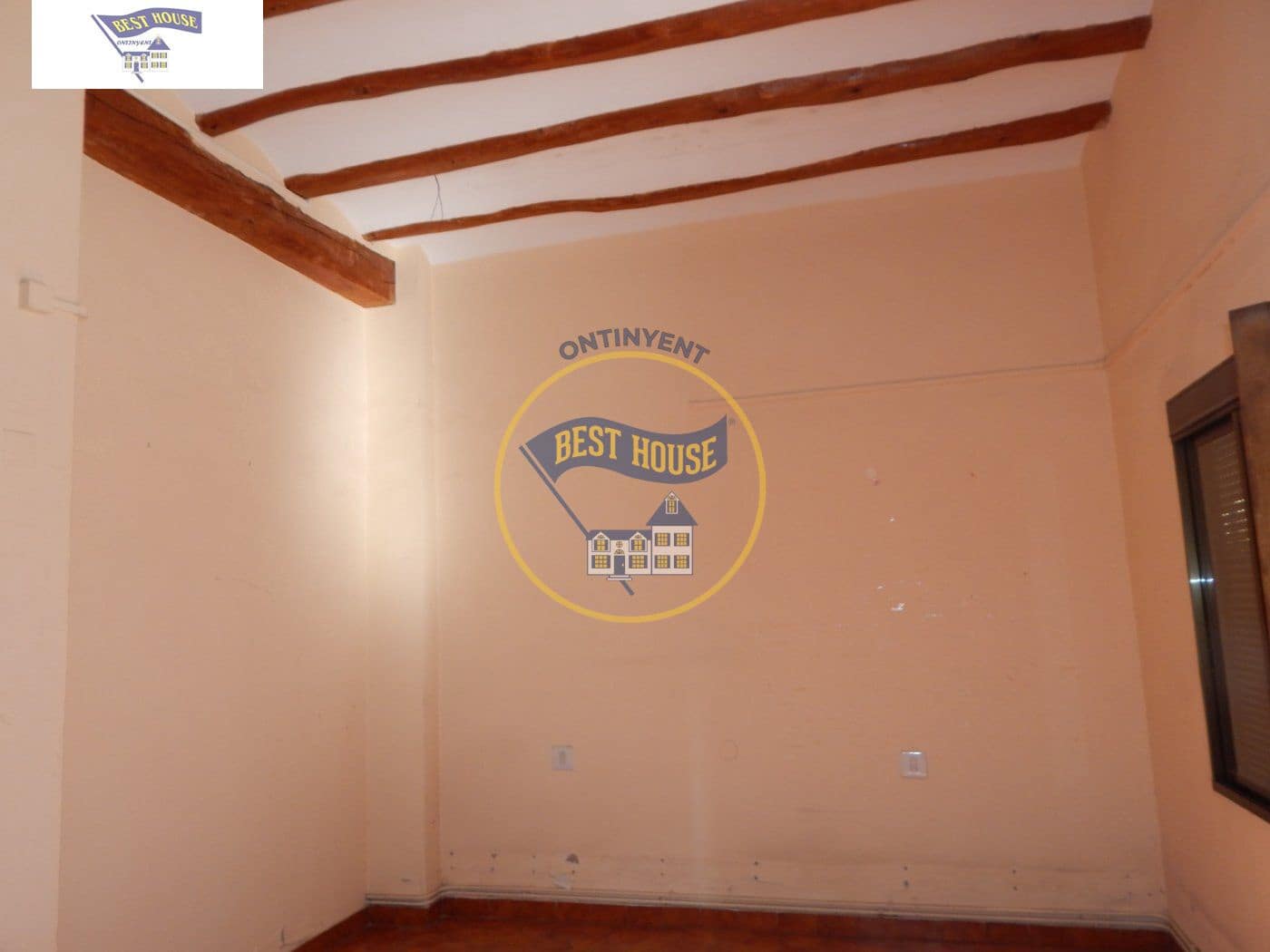 6 makuuhuone Omakotitalo myytävänä paikassa Ontinyent - 125 000 € (Ref: 5897788)