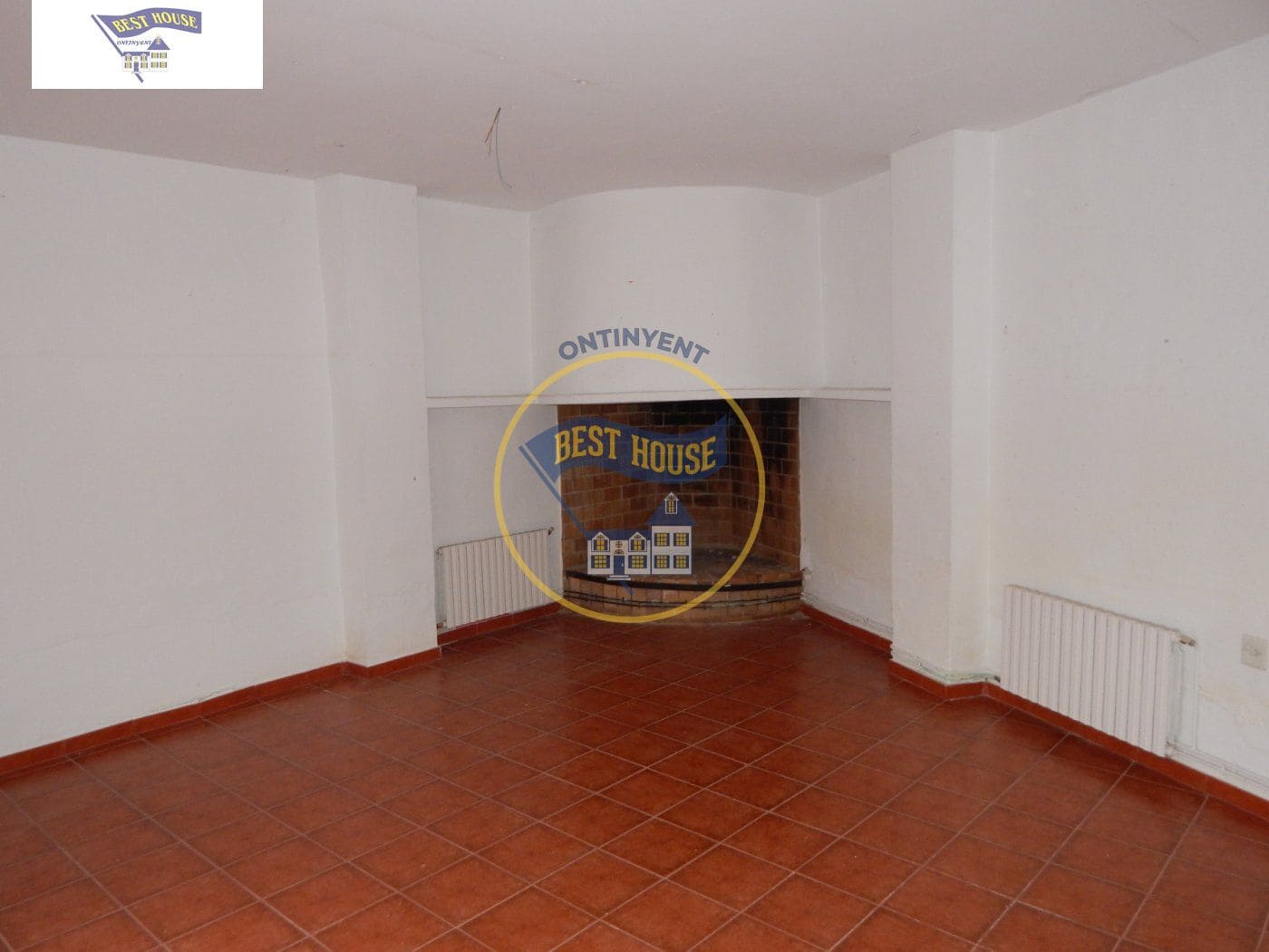 6 makuuhuone Omakotitalo myytävänä paikassa Ontinyent - 125 000 € (Ref: 5897788)