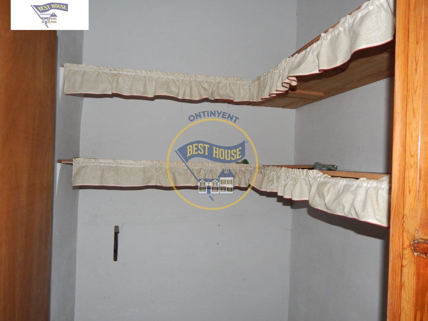 6 makuuhuone Omakotitalo myytävänä paikassa Ontinyent - 125 000 € (Ref: 5897788)