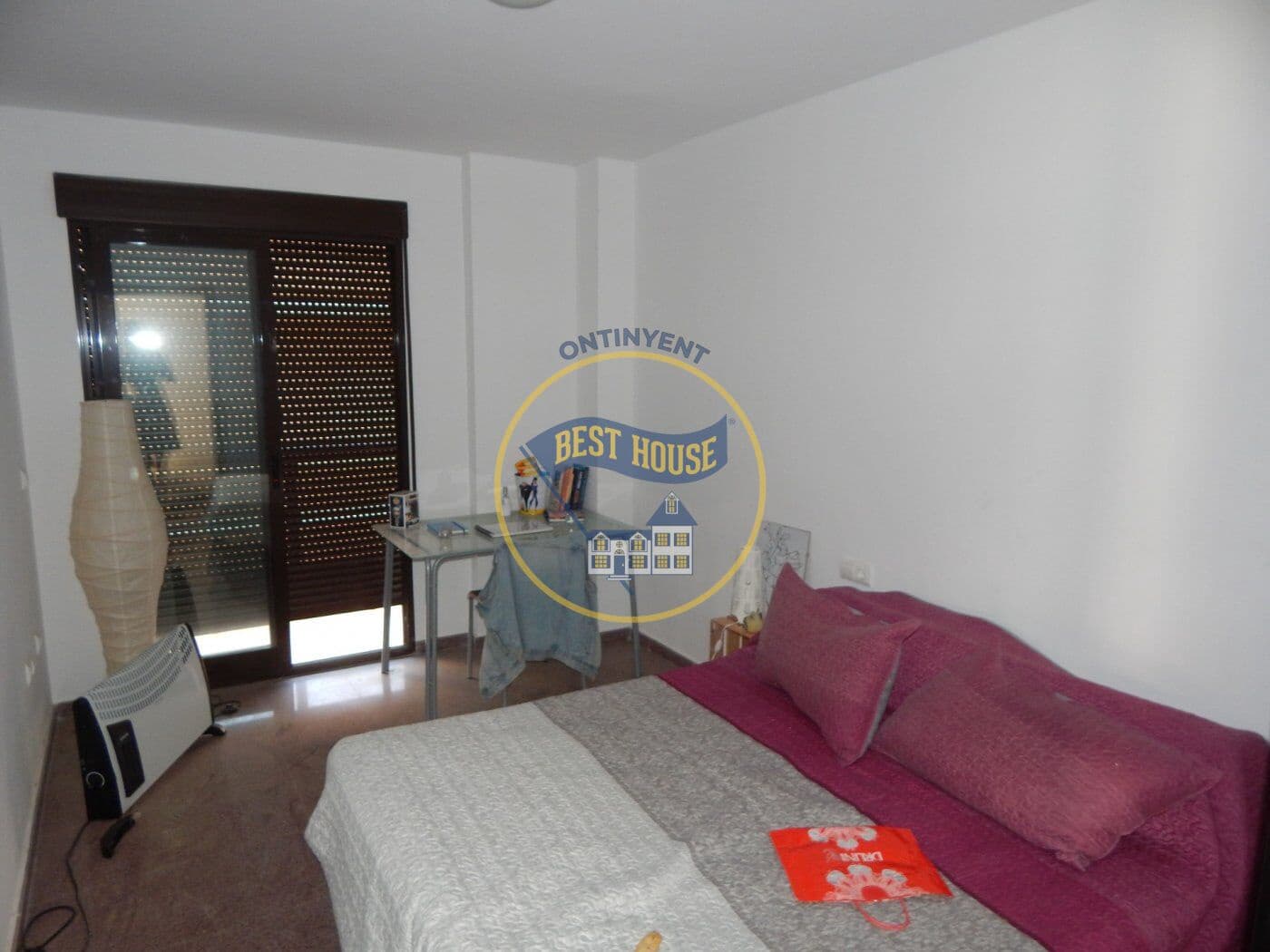 4 bedroom Flat for sale in Aielo de Malferit - € 140,000 (Ref: 5897848)