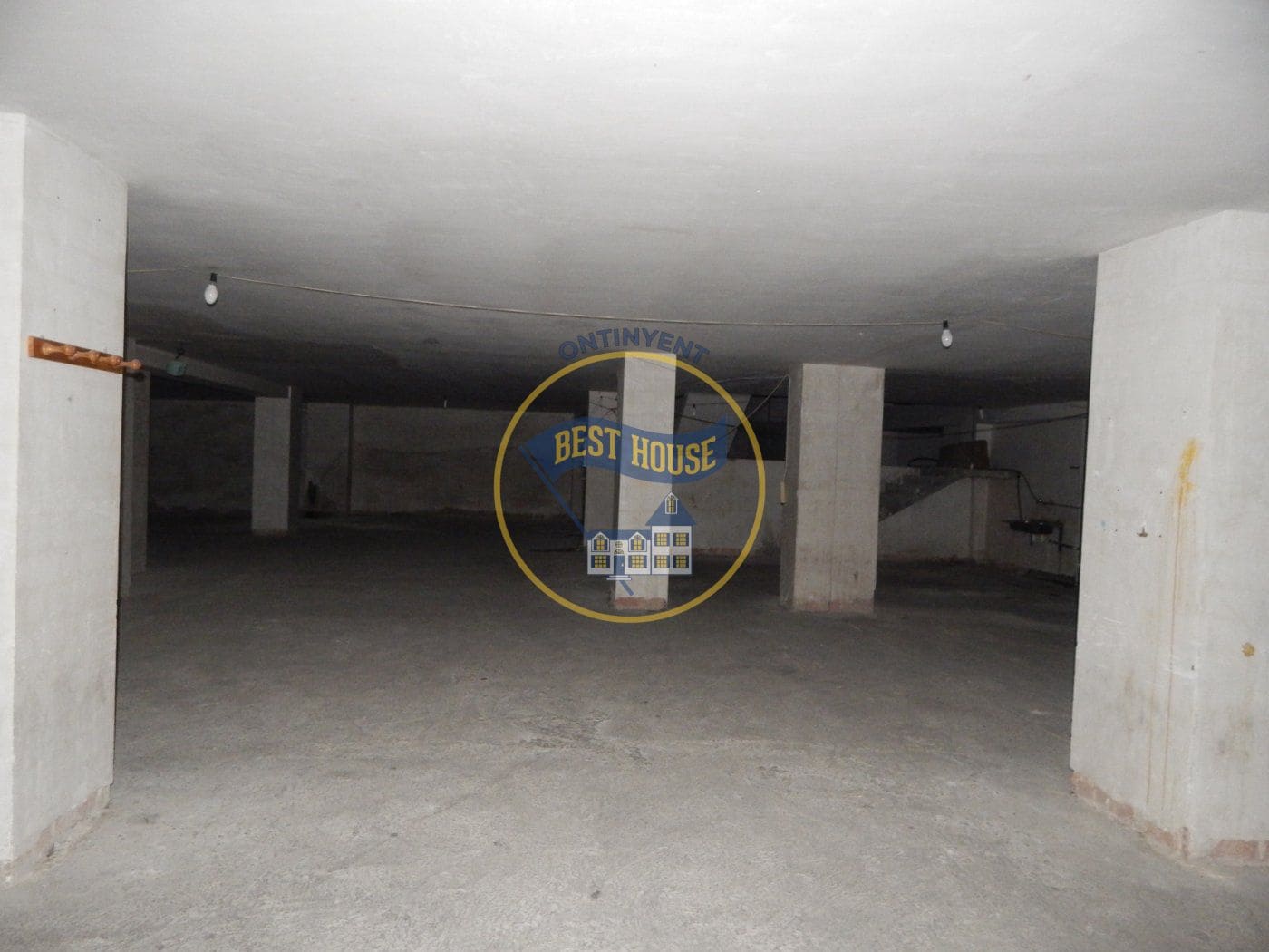 Comercial para venda em Ontinyent - 100 000 € (Ref: 5897909)