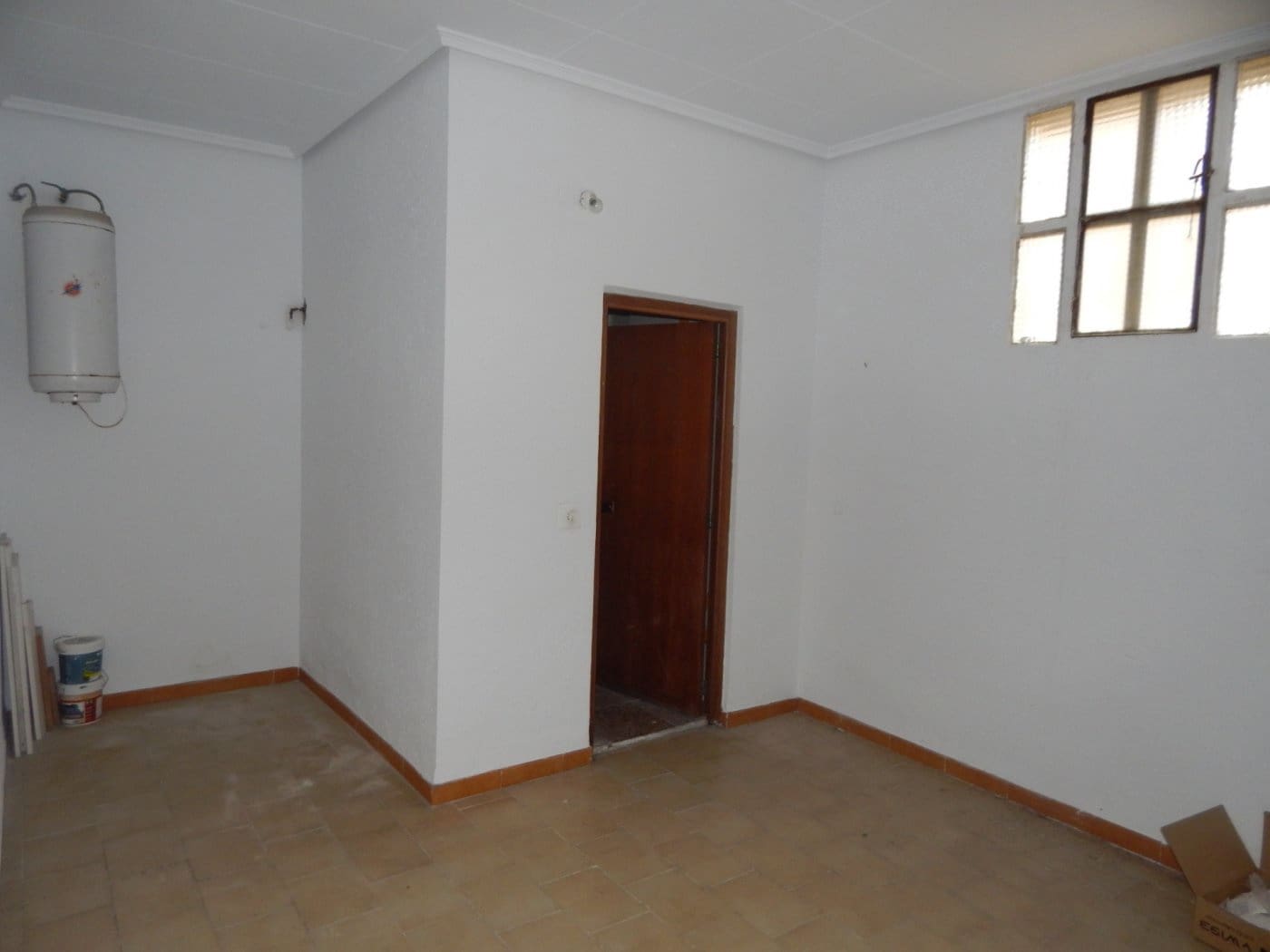 Toimisto vuokrattavana paikassa Ontinyent - 400 € (Ref: 5897912)