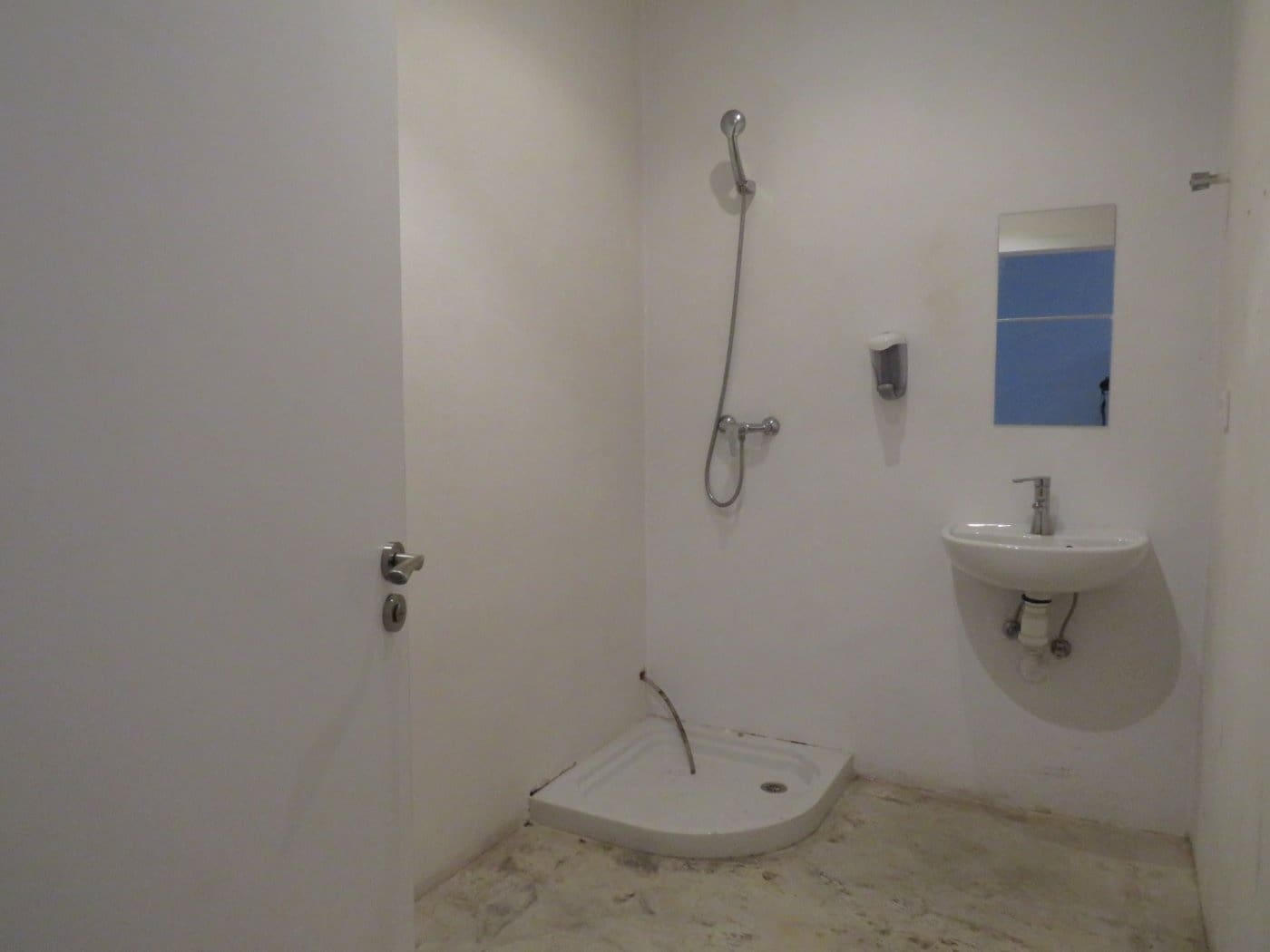 Commercial for rent in Ontinyent - € 490 (Ref: 5897944)