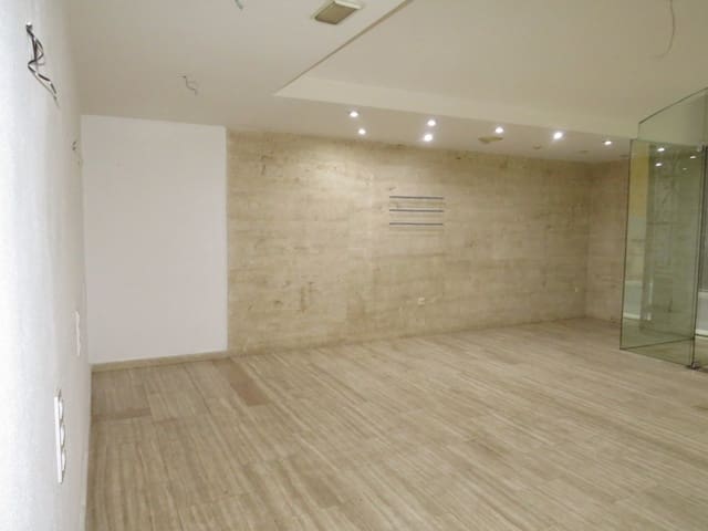 Commercial for rent in Ontinyent - € 490 (Ref: 5897944)