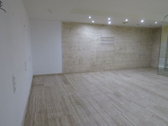 Commercial for rent in Ontinyent - € 490 (Ref: 5897944)