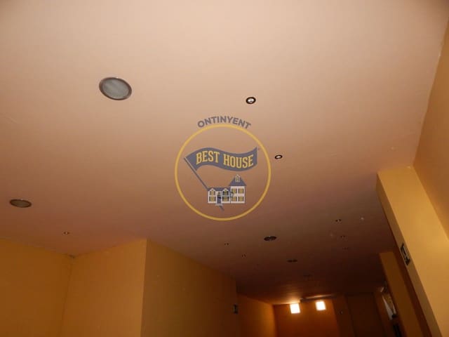 Local Comercial en Ontinyent en alquiler - 350 € (Ref: 5897970)