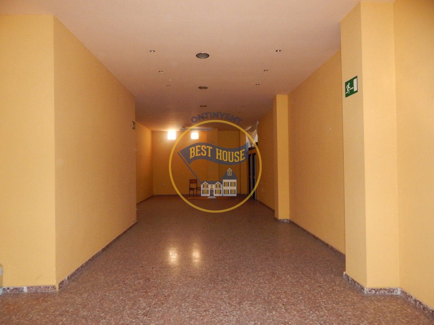 Local Comercial en Ontinyent en alquiler - 350 € (Ref: 5897970)