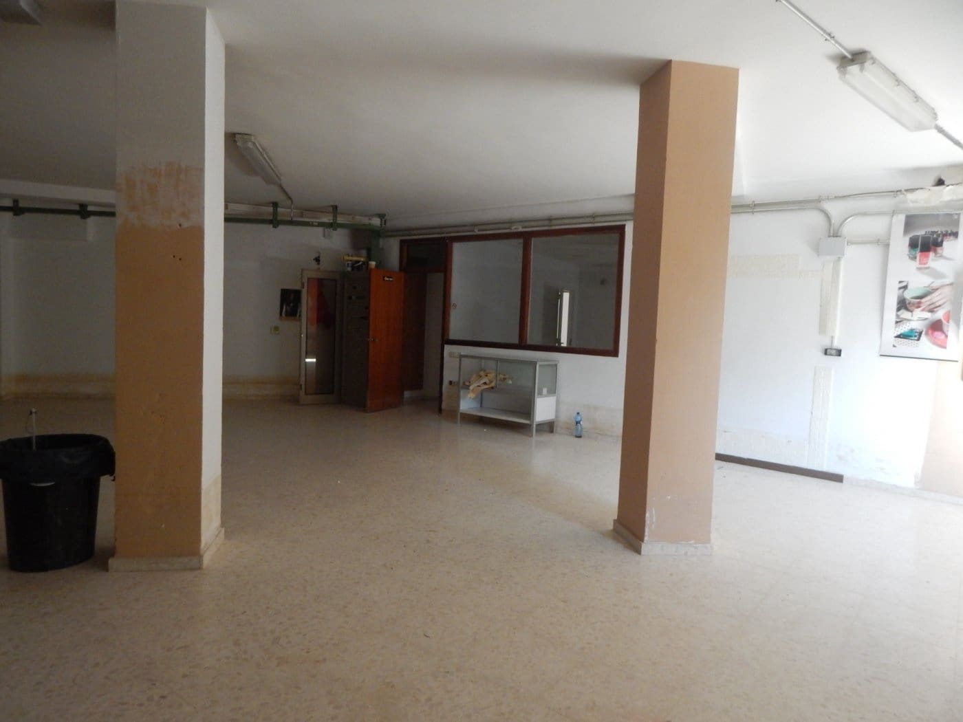 Commerciale in vendita in Ontinyent - 250.000 € (Rif: 5898021)