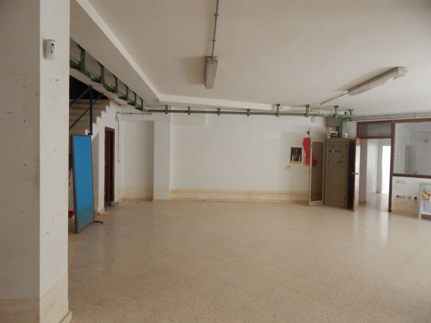 Commerciale in vendita in Ontinyent - 250.000 € (Rif: 5898021)