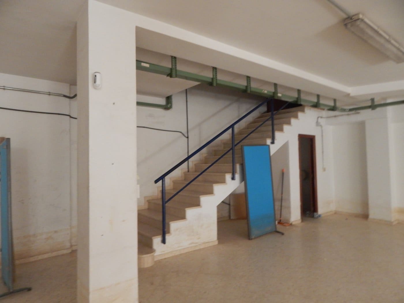 Commerciale in vendita in Ontinyent - 250.000 € (Rif: 5898021)