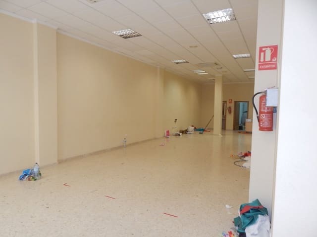 Commercieel te huur in Ontinyent - € 500 (Ref: 5898047)