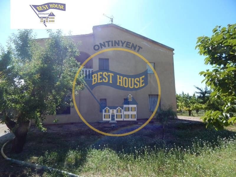 7 bedroom Villa for sale in Ontinyent with garage - € 250,000 (Ref: 6192309)