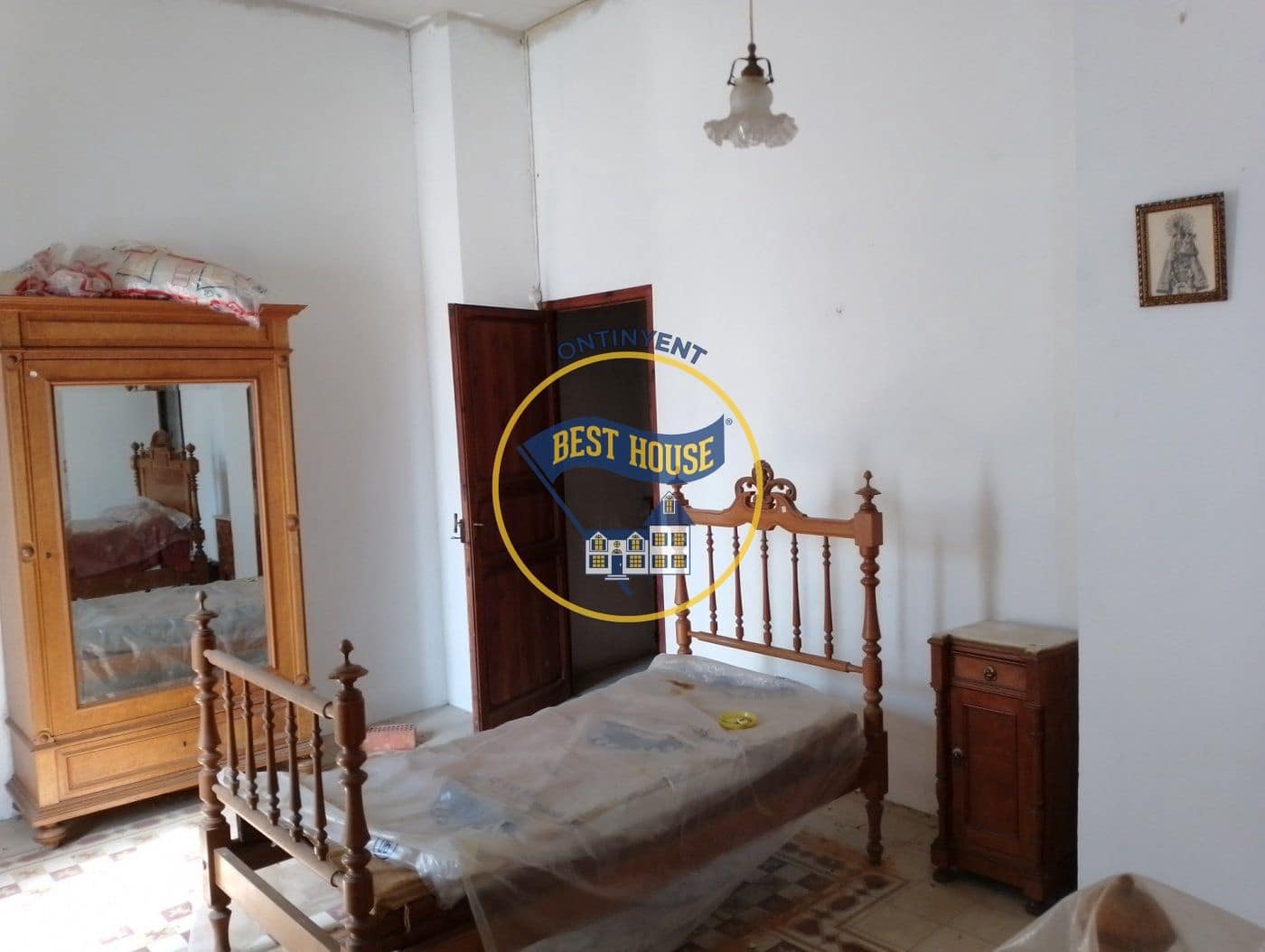 20 soverom Villa til salgs i Montaverner med garasje - € 300 000 (Ref: 6192351)