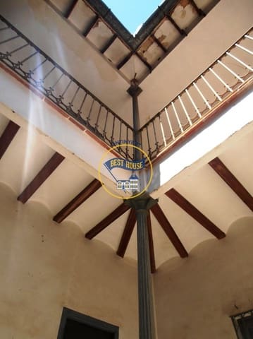 20 soverom Villa til salgs i Montaverner med garasje - € 300 000 (Ref: 6192351)