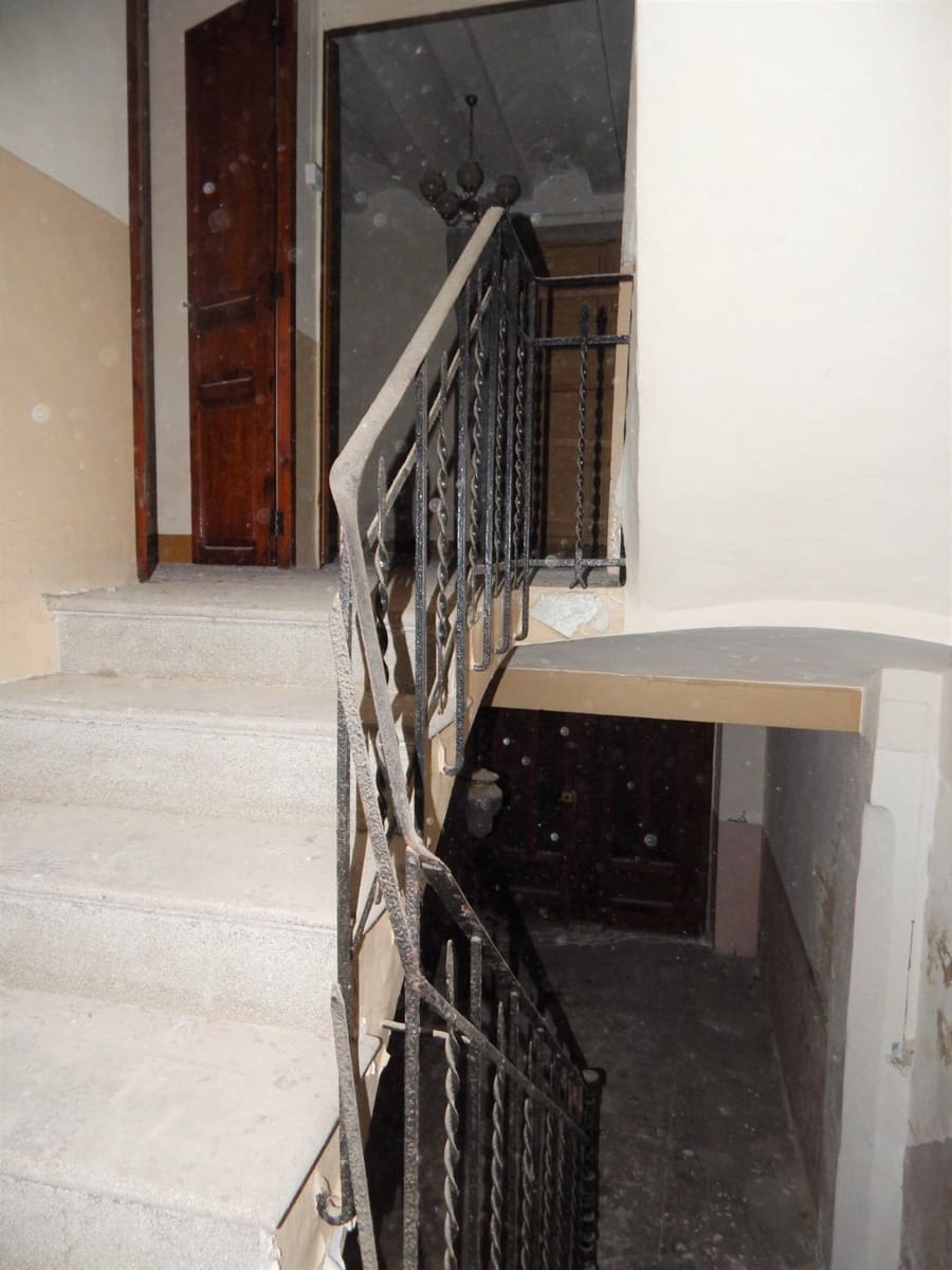 5 bedroom Townhouse for sale in Ontinyent - € 85,000 (Ref: 6192410)