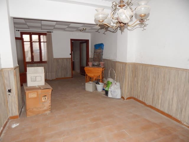 5 bedroom Townhouse for sale in Ontinyent - € 85,000 (Ref: 6192410)