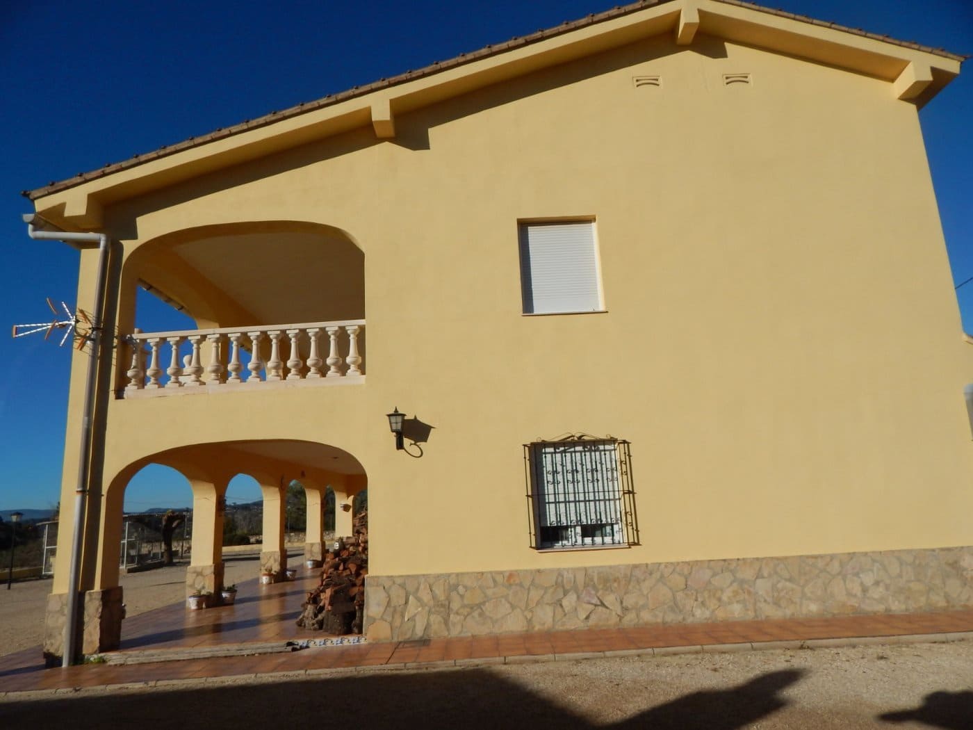 4 slaapkamer Villa te koop in Agullent - € 280.000 (Ref: 6192411)