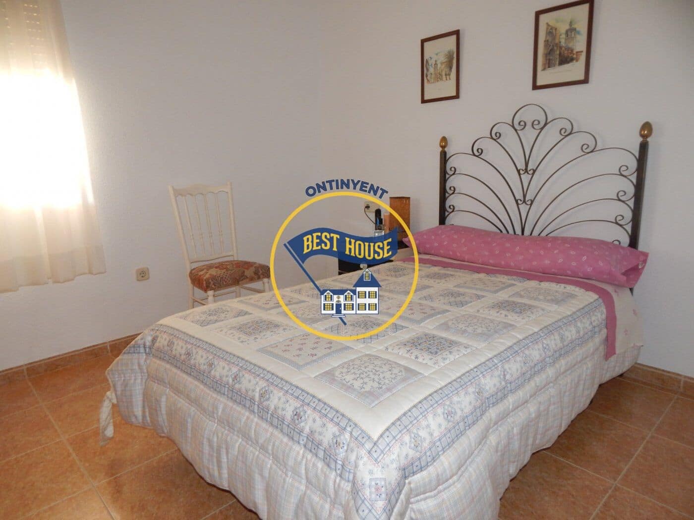 4 bedroom Villa for sale in Agullent - € 280,000 (Ref: 6192411)