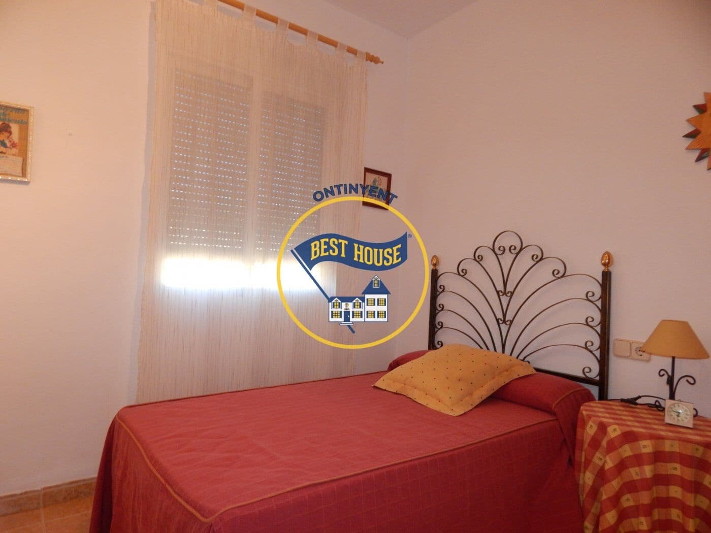 4 bedroom Villa for sale in Agullent - € 280,000 (Ref: 6192411)