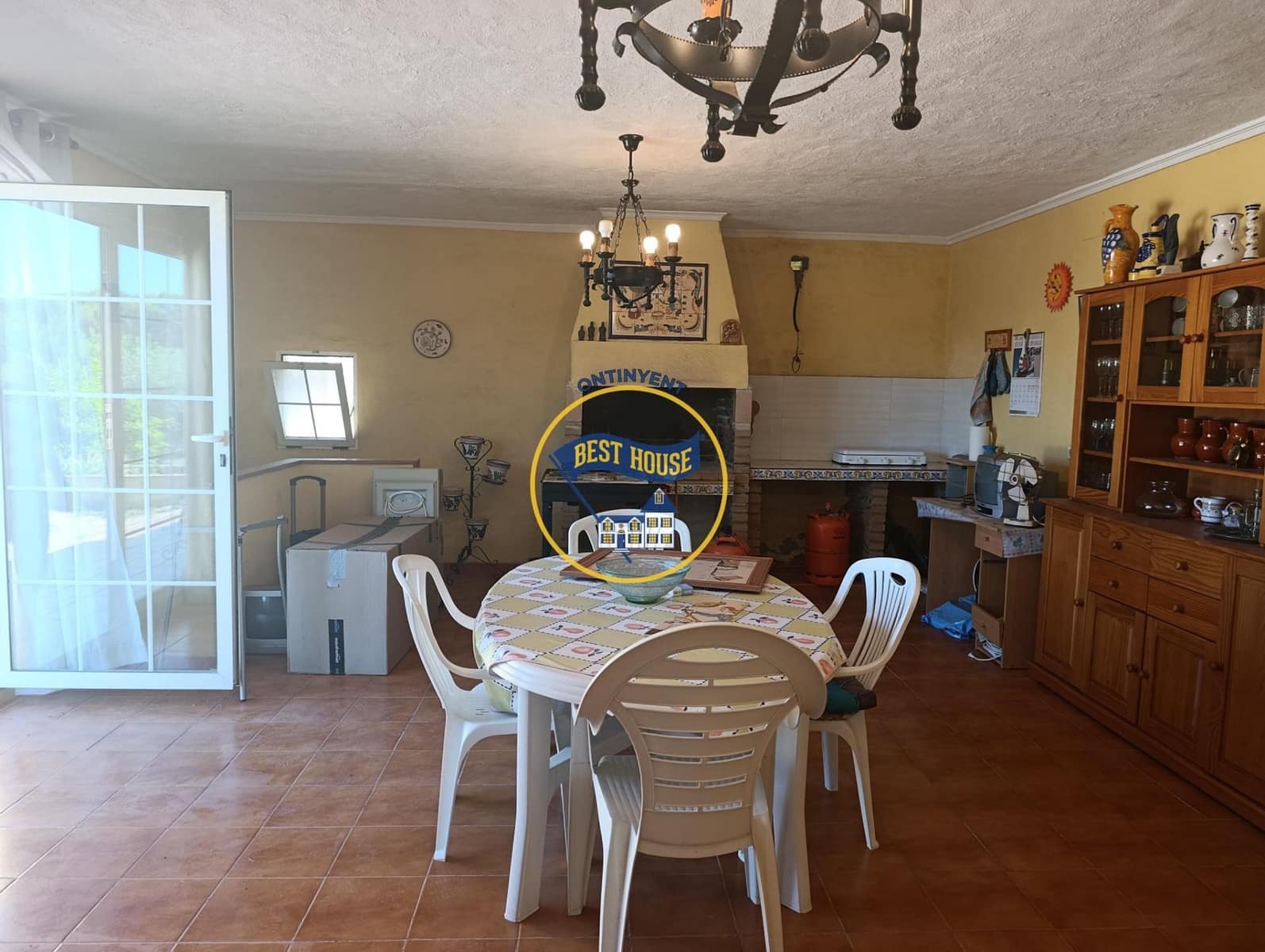 4 bedroom Villa for sale in Agullent - € 280,000 (Ref: 6192411)