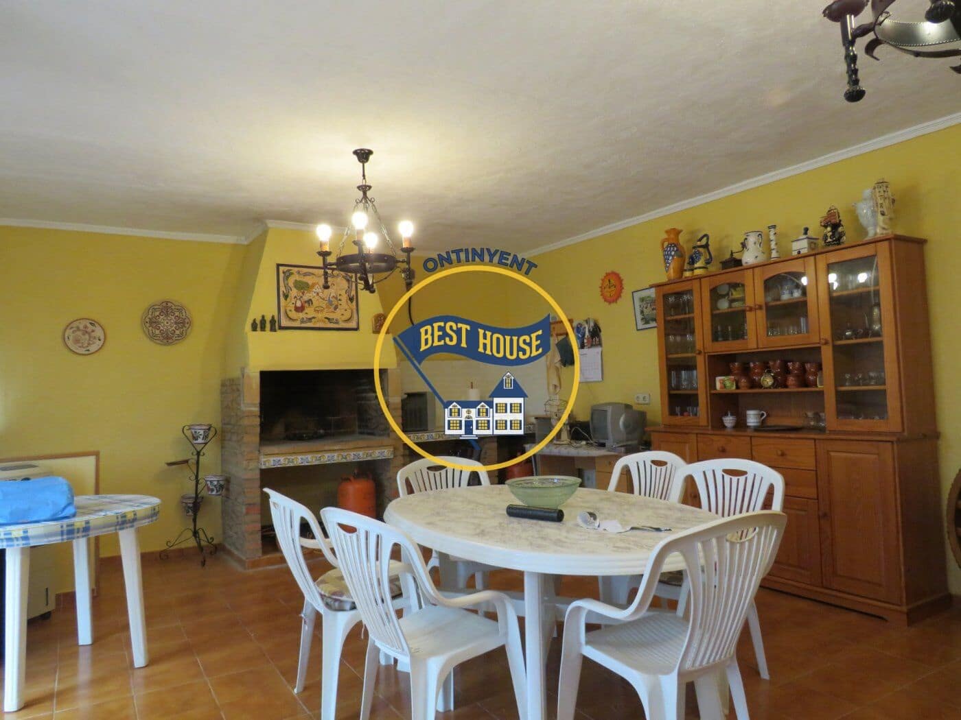 Chalet de 4 habitaciones en Agullent en venta - 280.000 € (Ref: 6192411)