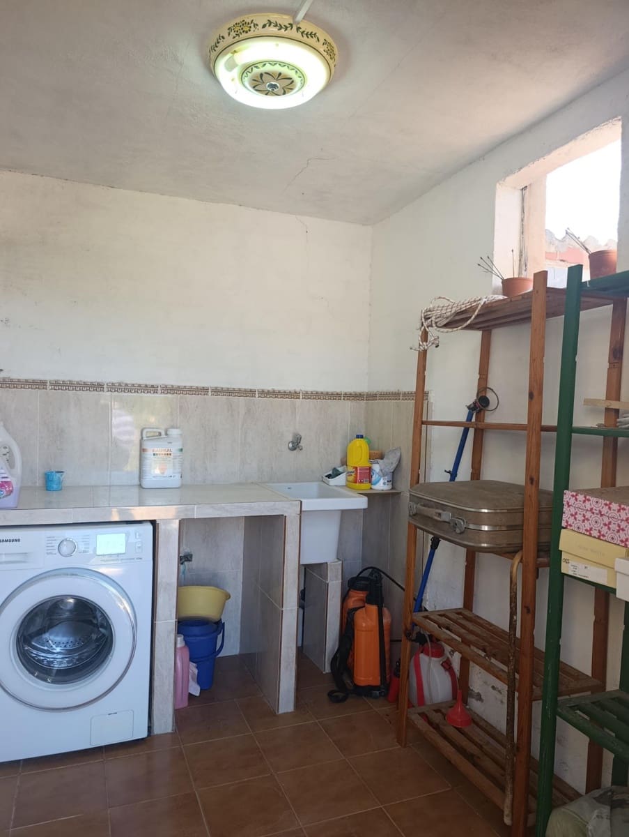 Chalet de 4 habitaciones en Agullent en venta - 280.000 € (Ref: 6192411)