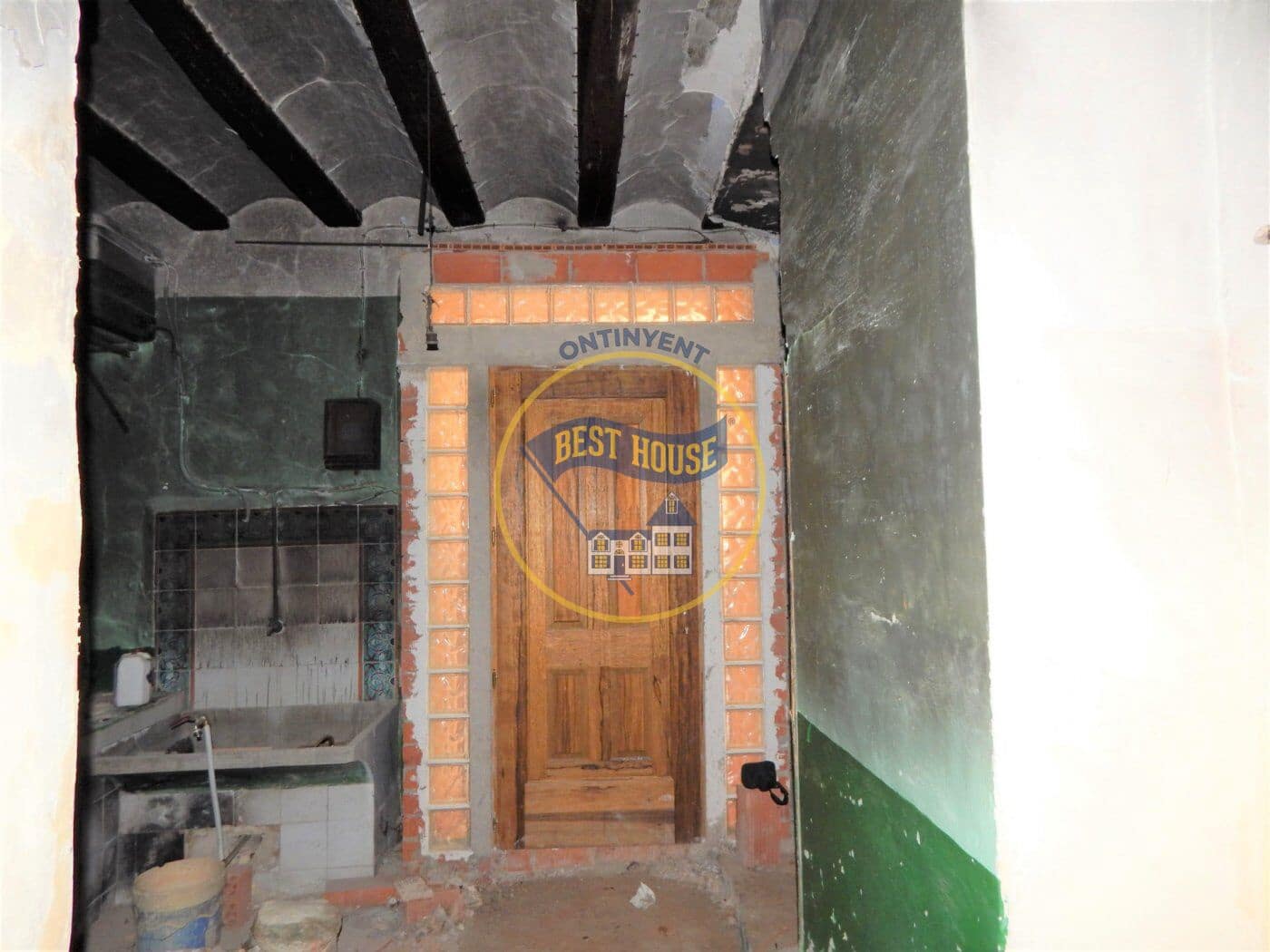 4 soveværelse Byhus til salg i Ontinyent - € 42.000 (Ref: 6192431)