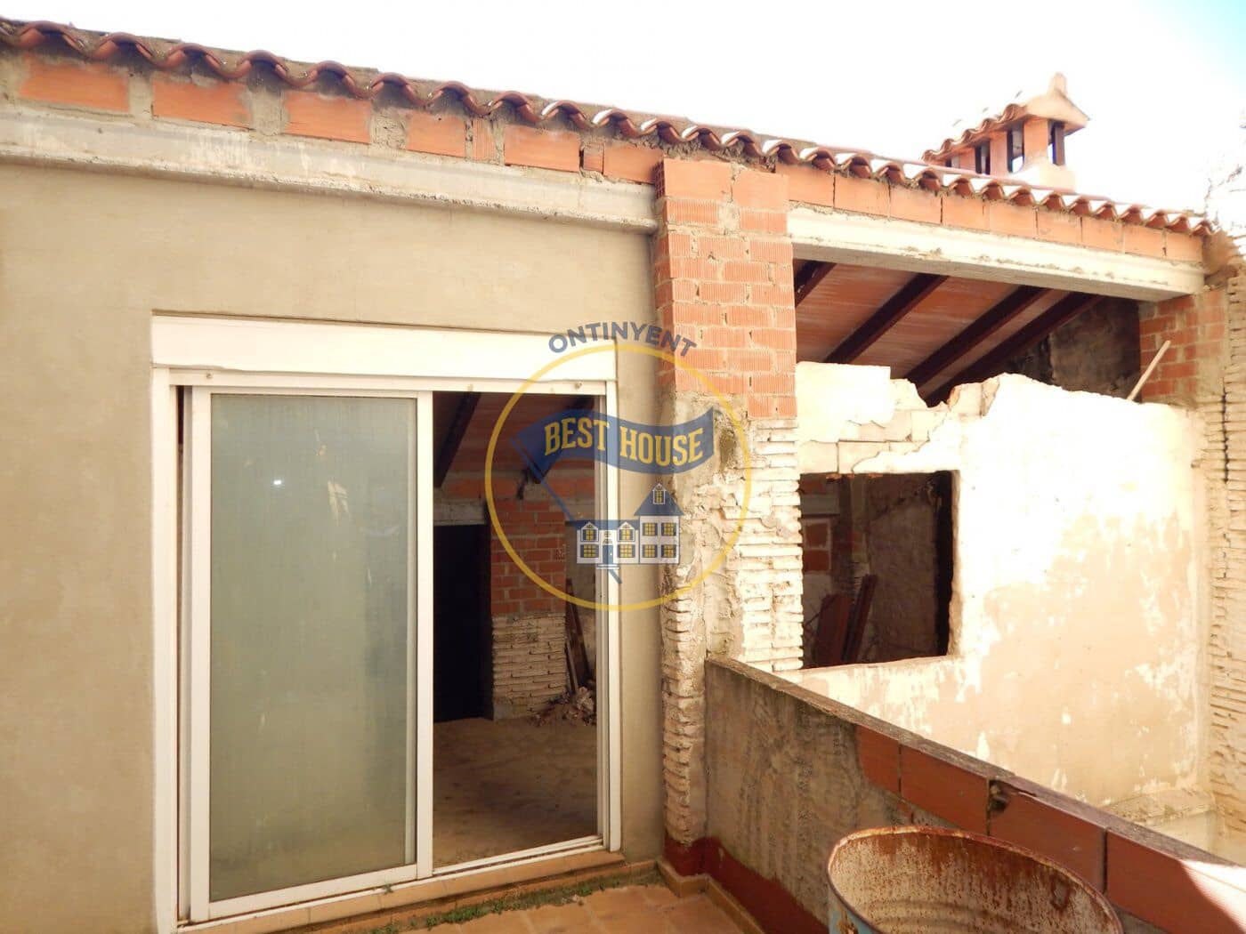 4 soveværelse Byhus til salg i Ontinyent - € 42.000 (Ref: 6192431)