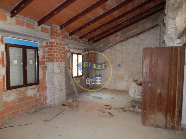 4 bedroom Townhouse for sale in Ontinyent - € 42,000 (Ref: 6192431)