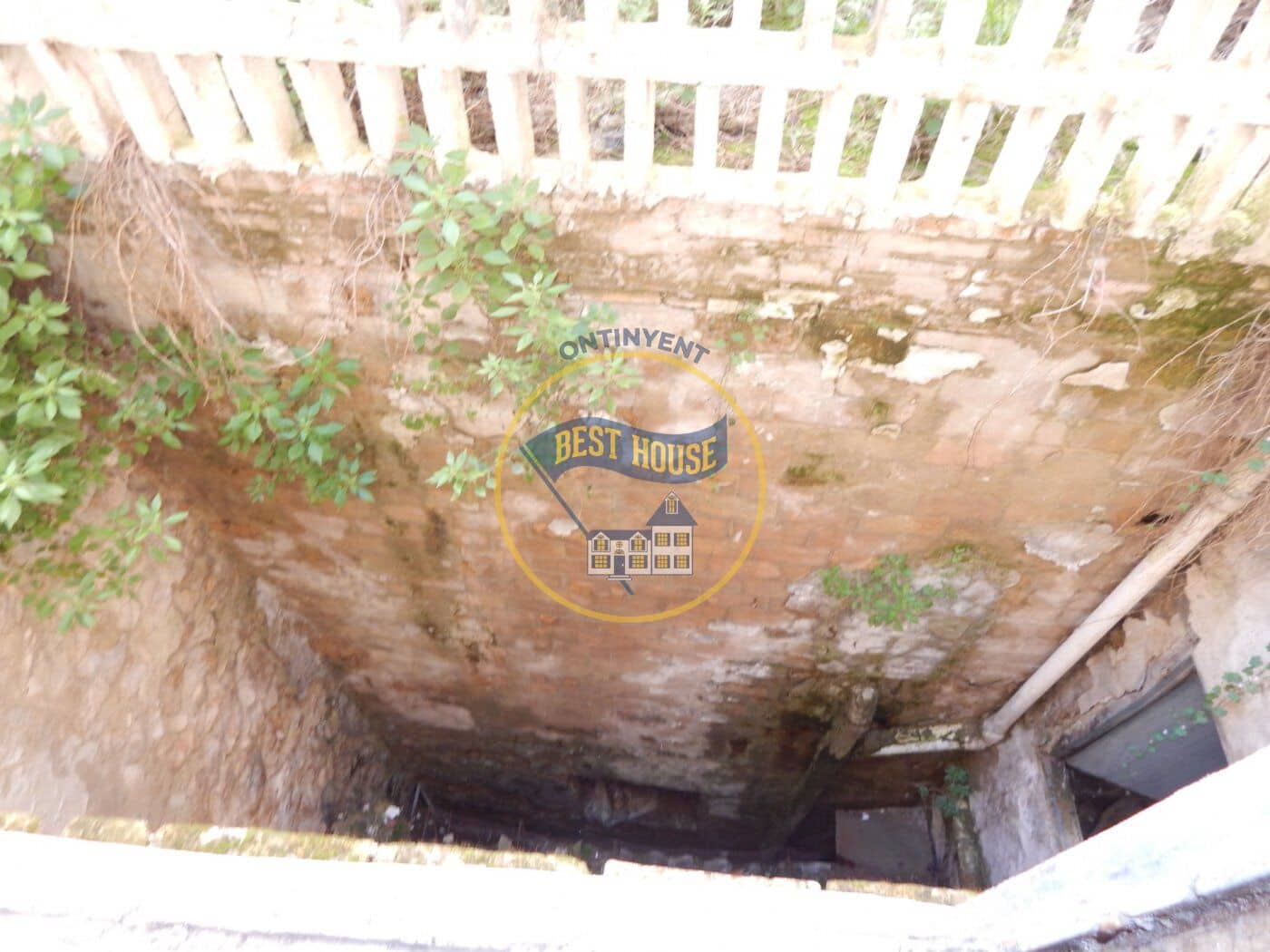 4 soveværelse Byhus til salg i Ontinyent - € 42.000 (Ref: 6192431)