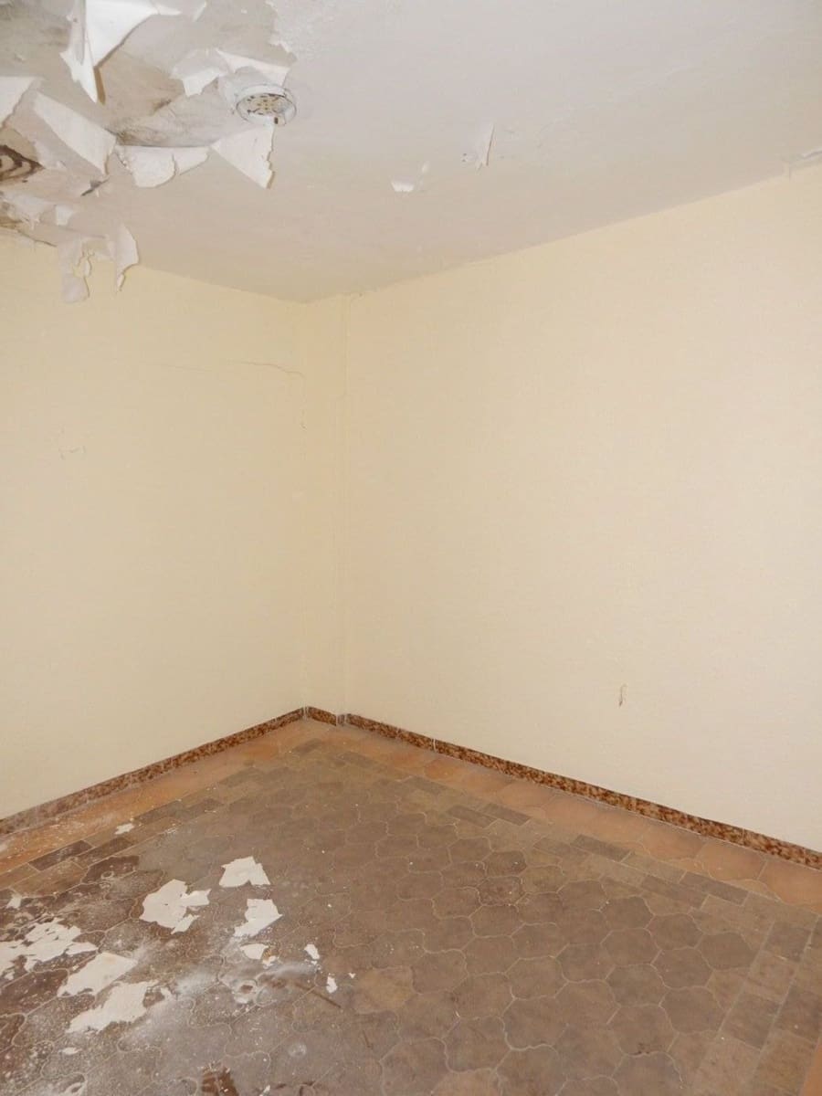 8 soveværelse Byhus til salg i Ontinyent - € 90.000 (Ref: 6192432)