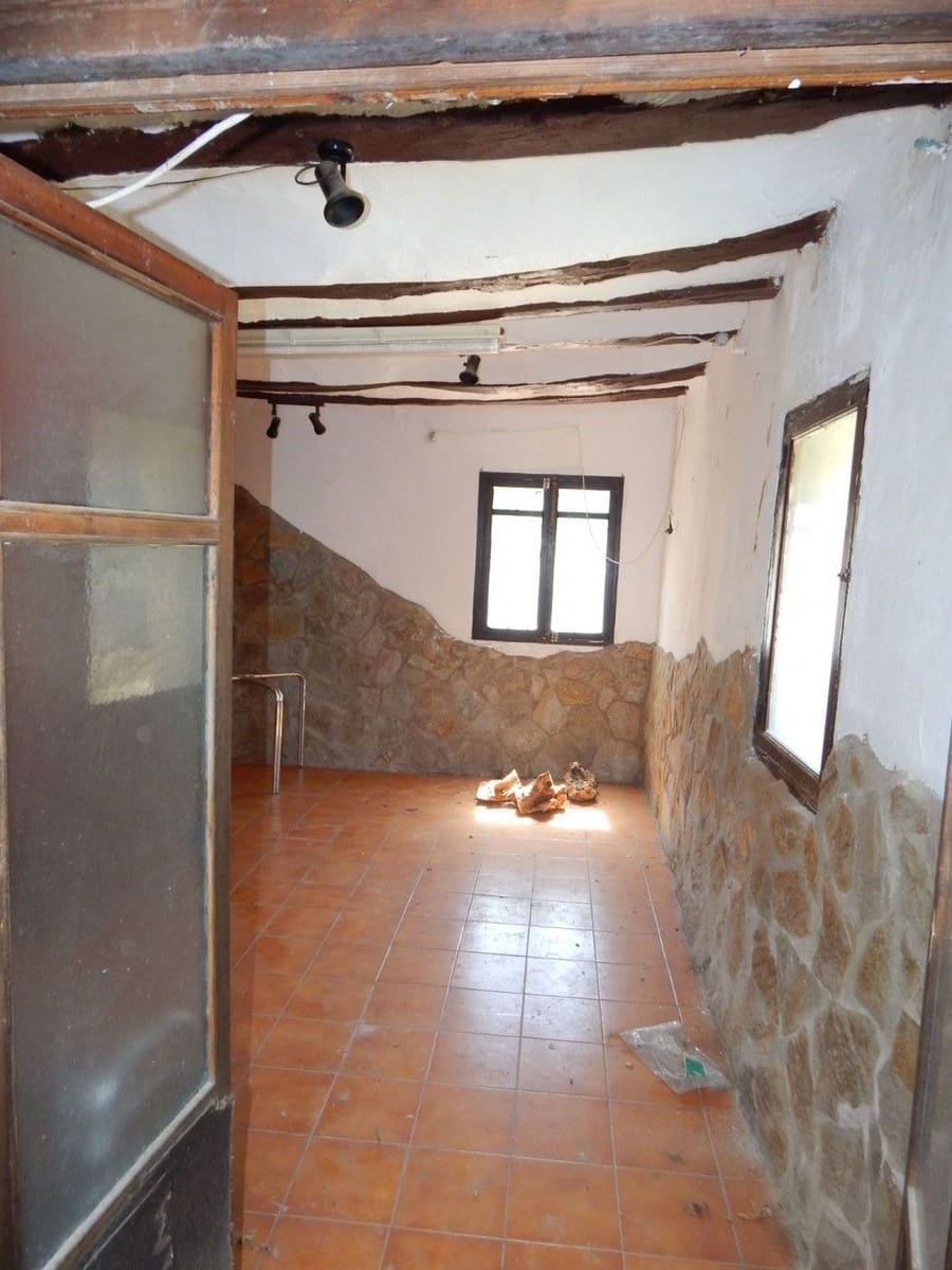 8 soveværelse Byhus til salg i Ontinyent - € 90.000 (Ref: 6192432)