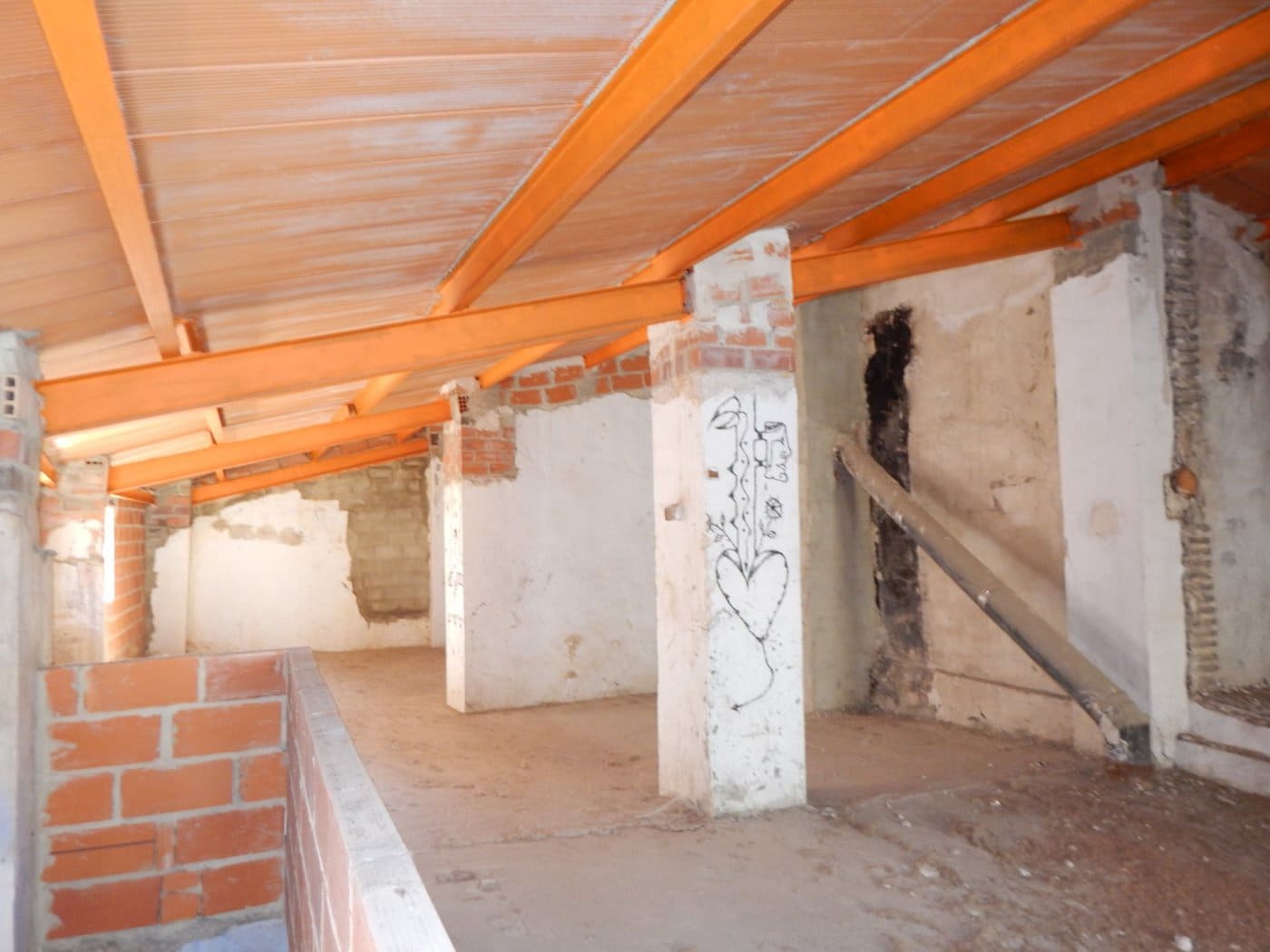 8 soveværelse Byhus til salg i Ontinyent - € 90.000 (Ref: 6192432)