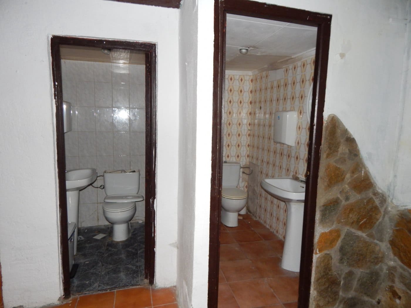 8 soveværelse Byhus til salg i Ontinyent - € 90.000 (Ref: 6192432)