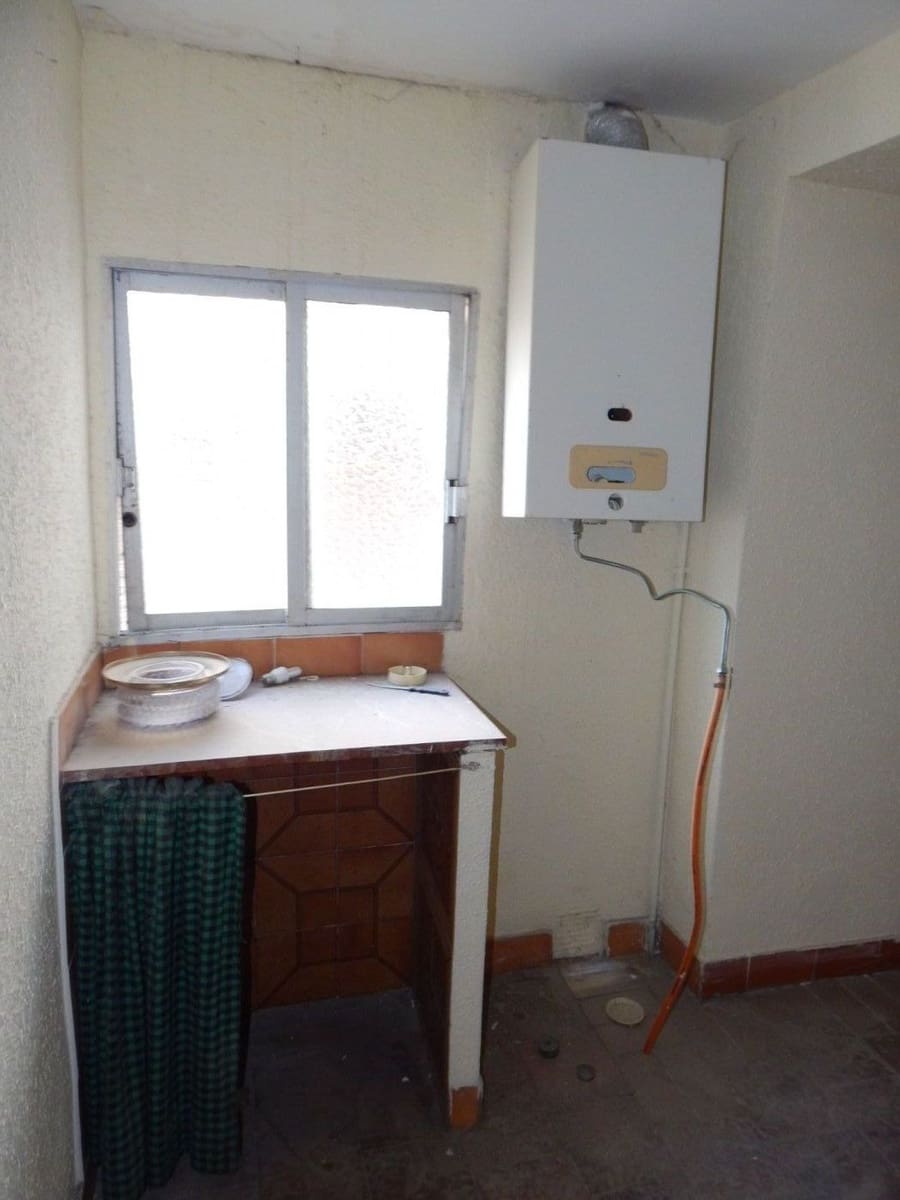 8 soveværelse Byhus til salg i Ontinyent - € 90.000 (Ref: 6192432)